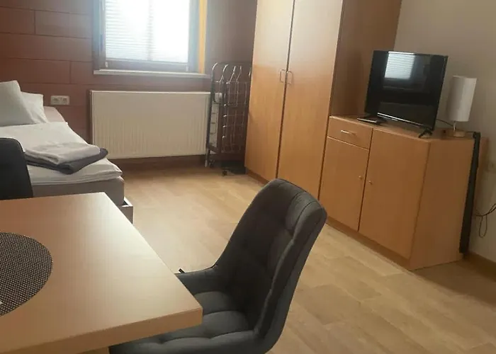 Sandstein- & Maerchenhoehle Gbr Guest house *